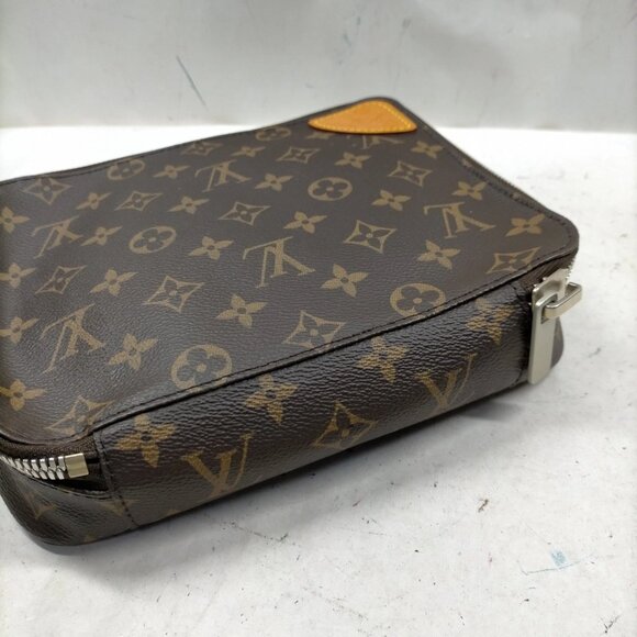 Louis Vuitton Monogram Cosmetic Pouch PM | Authentic LV Makeup Bag - Picture 5 of 16